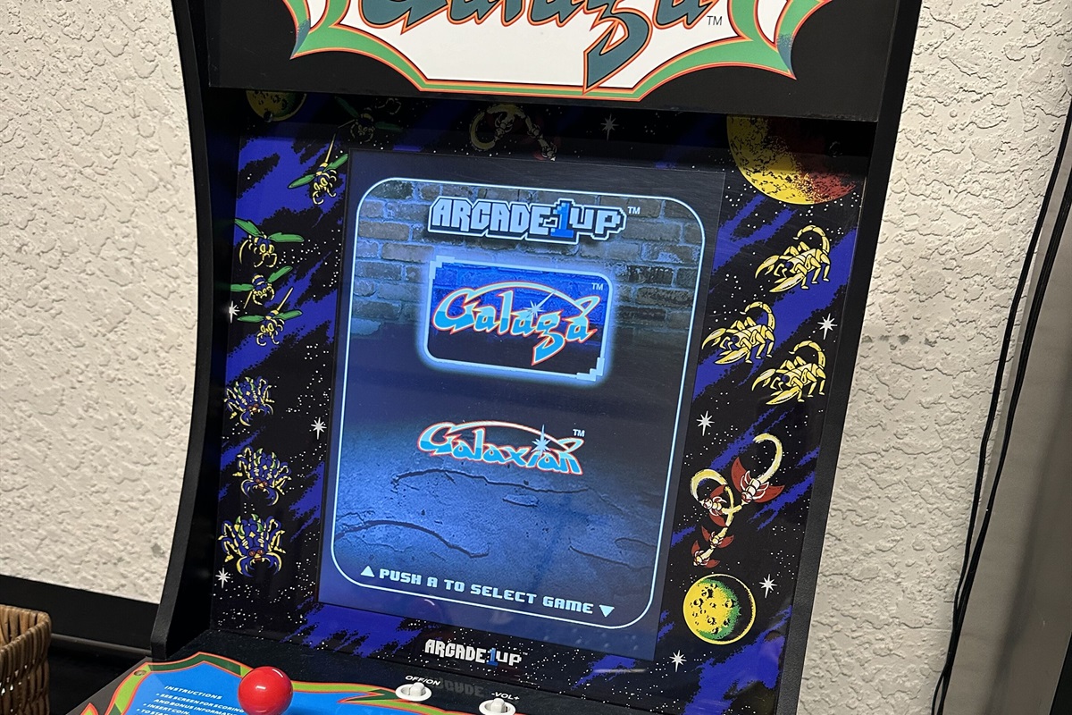Classic Galaga arcade game