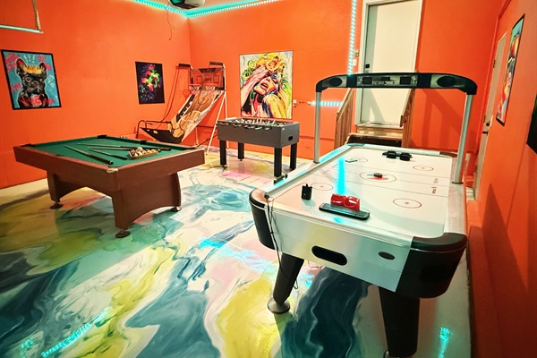 Wonderland photo 3
