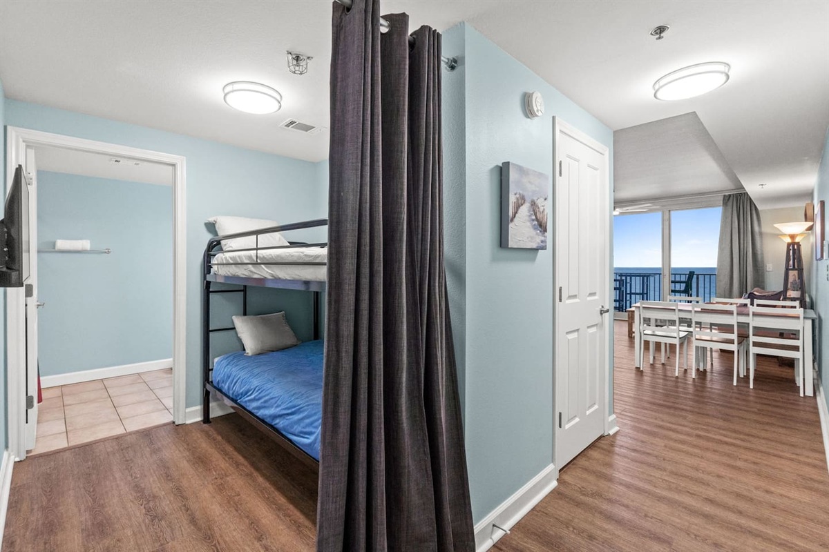 12 web or mls 11 print FDP00033