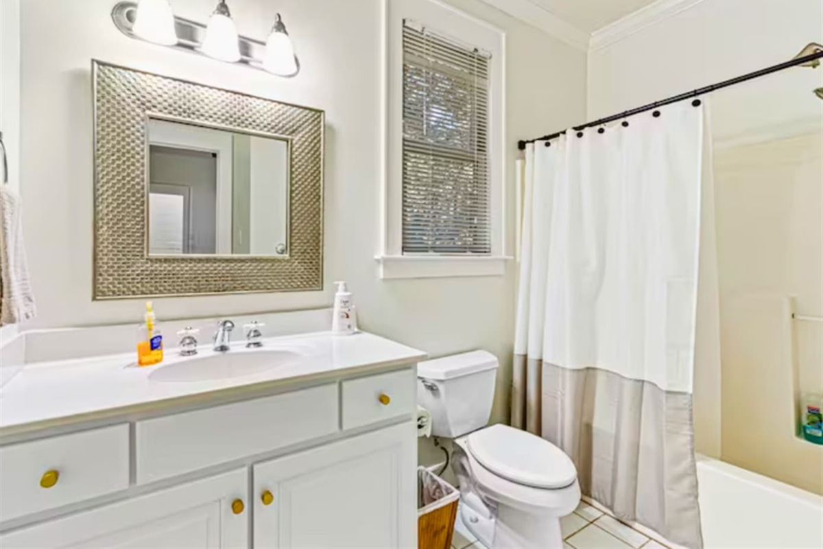 Ensuite Bathroom in the Third Bedroom