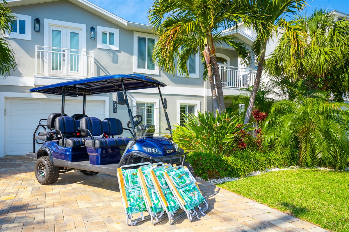 6 Personal Golf Cart Included with Bluetooth Speakers