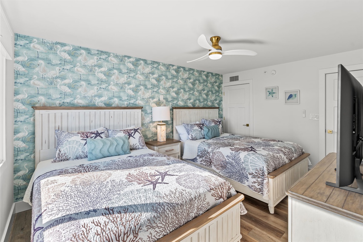 2nd Bedroom With 2 Queen Beds