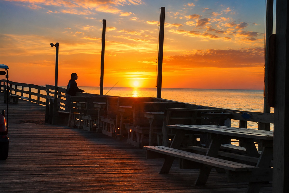 Captain's Cabin OBX — Avalon Fishing Pier