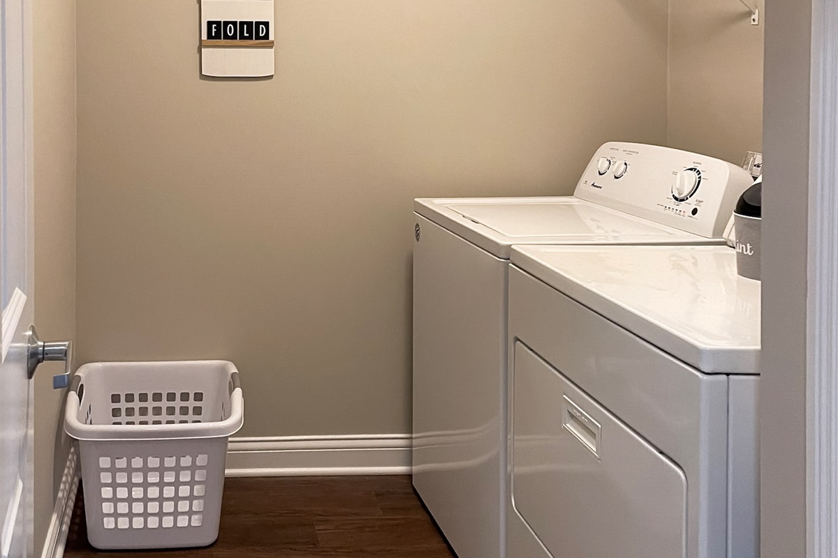 Full size in unit laundry