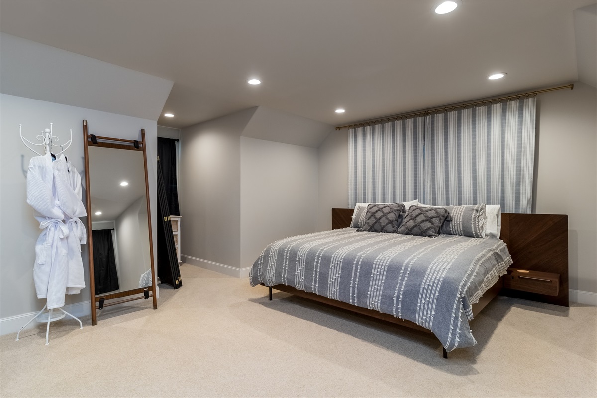 upstairs bedroom 6