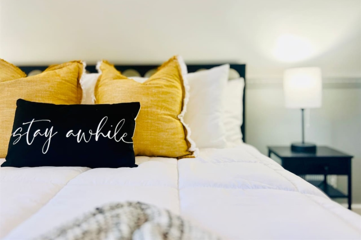 Comfortable queen-sized room, offering a relaxing and restful space for a peaceful night's sleep.
