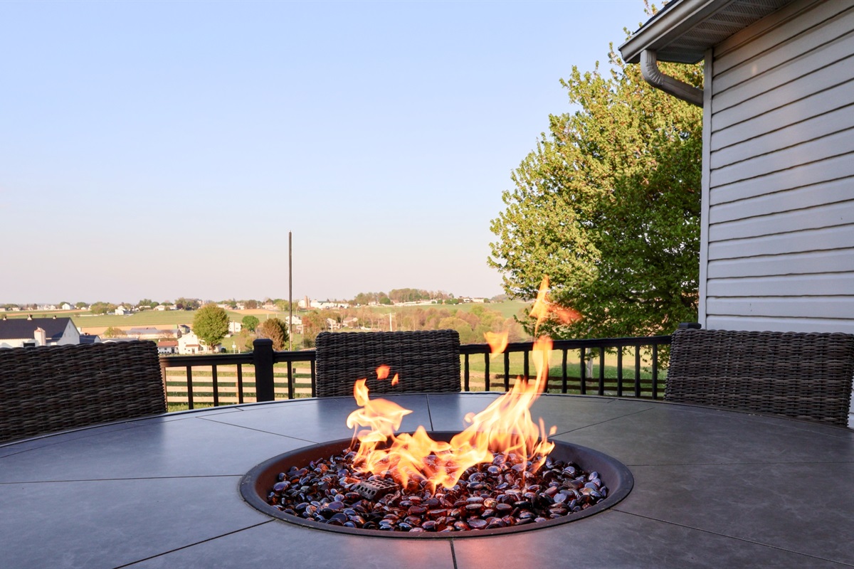 Fire. Conversation. Your Favorite People. Stat.