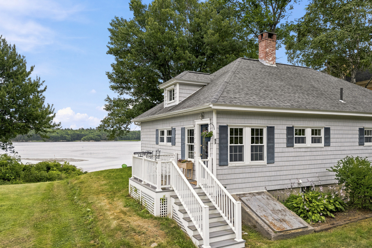 Welcome to Doubling Point Cottage! 