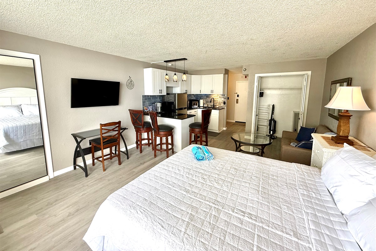 Comfy Queen bed and a desk