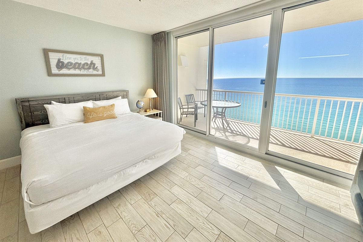 Wake up to AMAZING views of the Gulf!