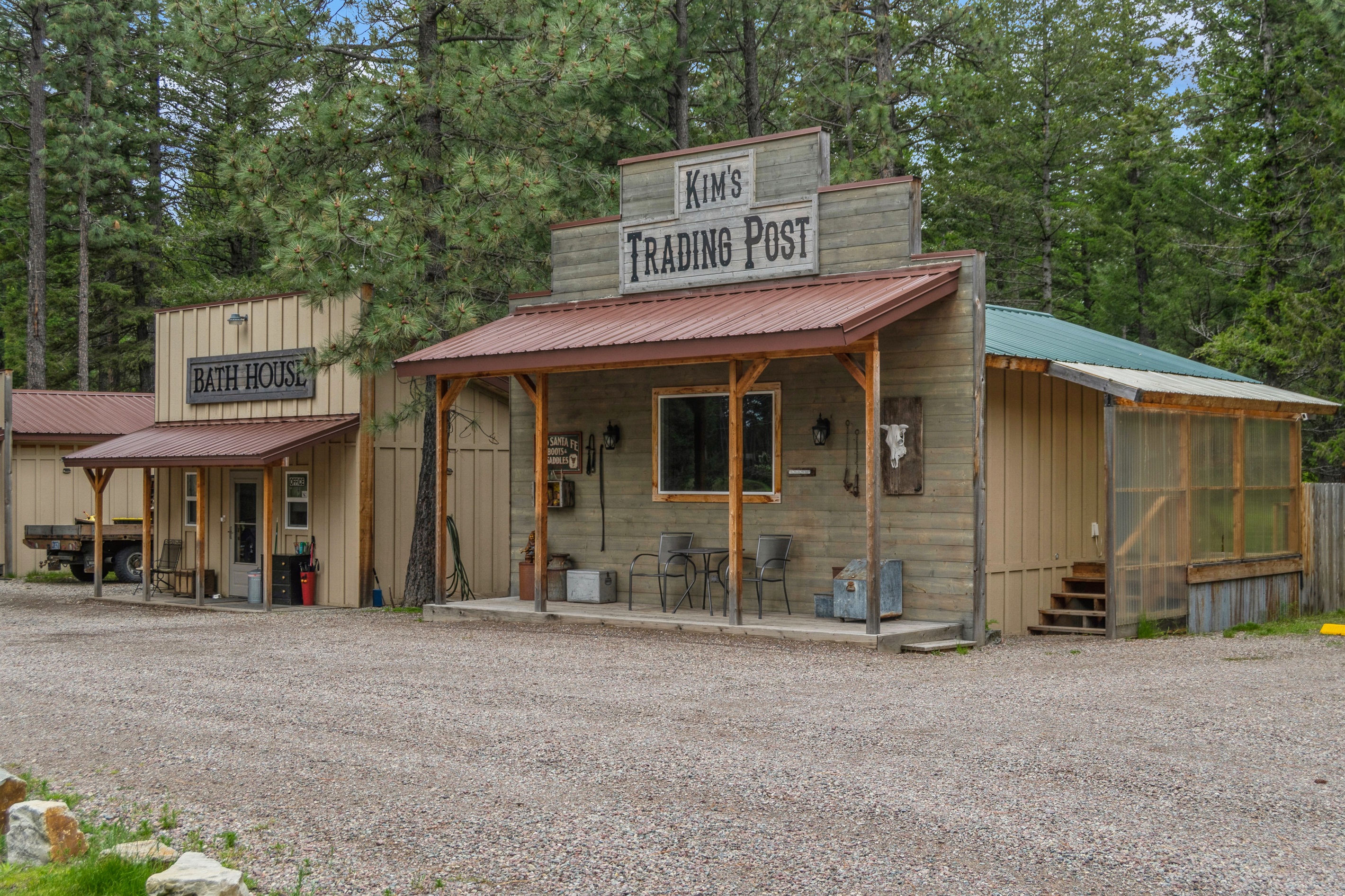 Kim's Trading Post Fort Williamson