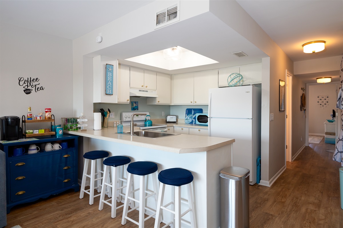 Bar seating for dining options