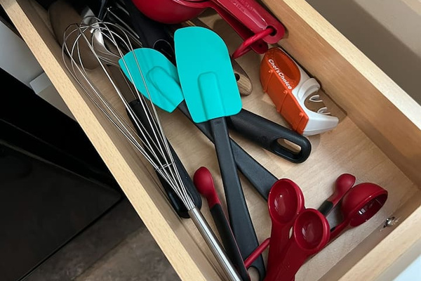 Fully equipped kitchen featuring a range of cooking tools and essentials for meal preparation, and more—designed for convenience and functionality, making it the perfect space for cooking and culinary creativity