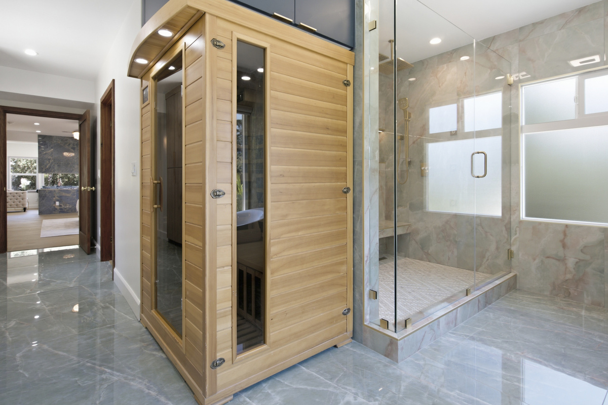Step into a cozy, stylish retreat where comfort meets modern design.