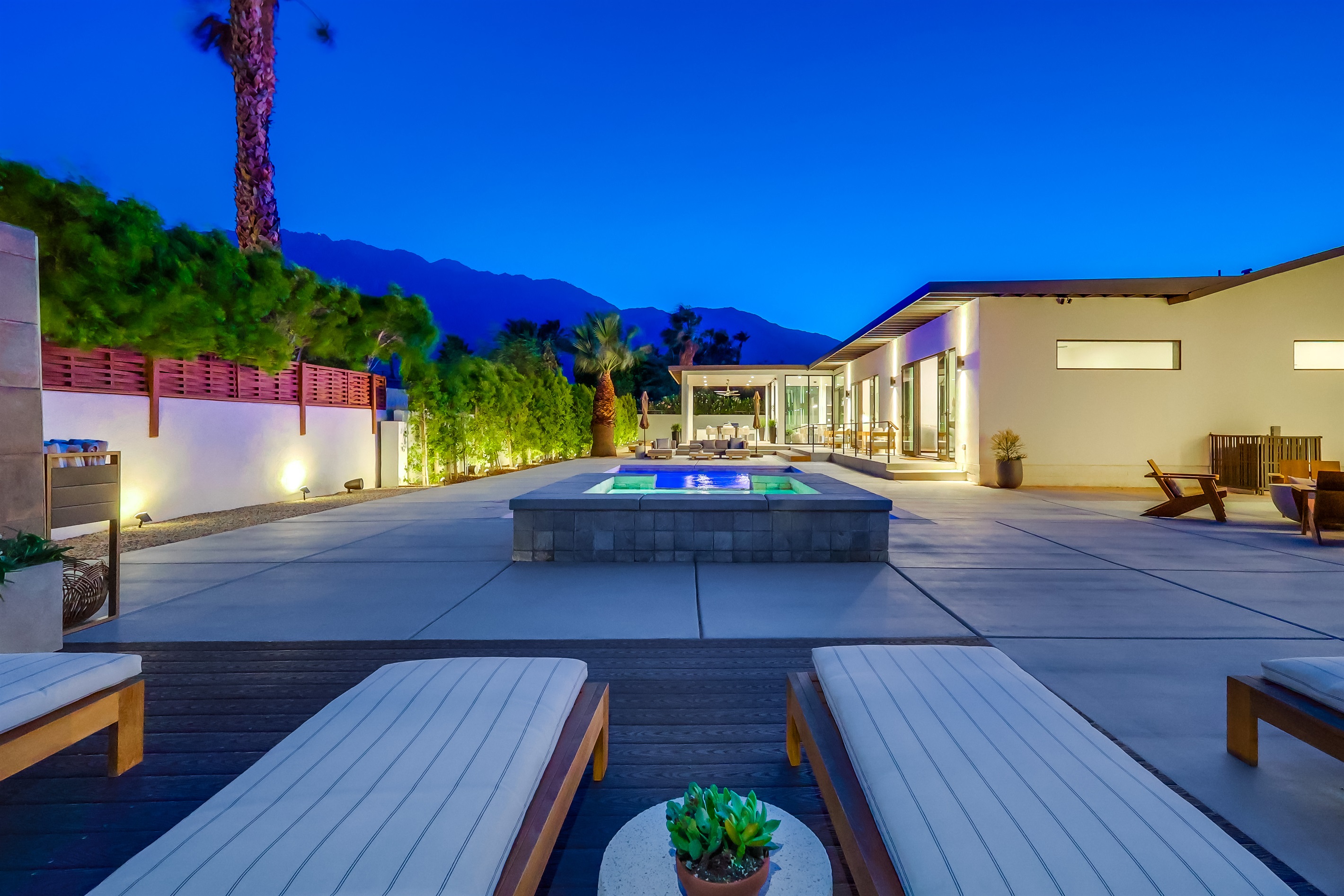 Enjoy evenings with sunset views