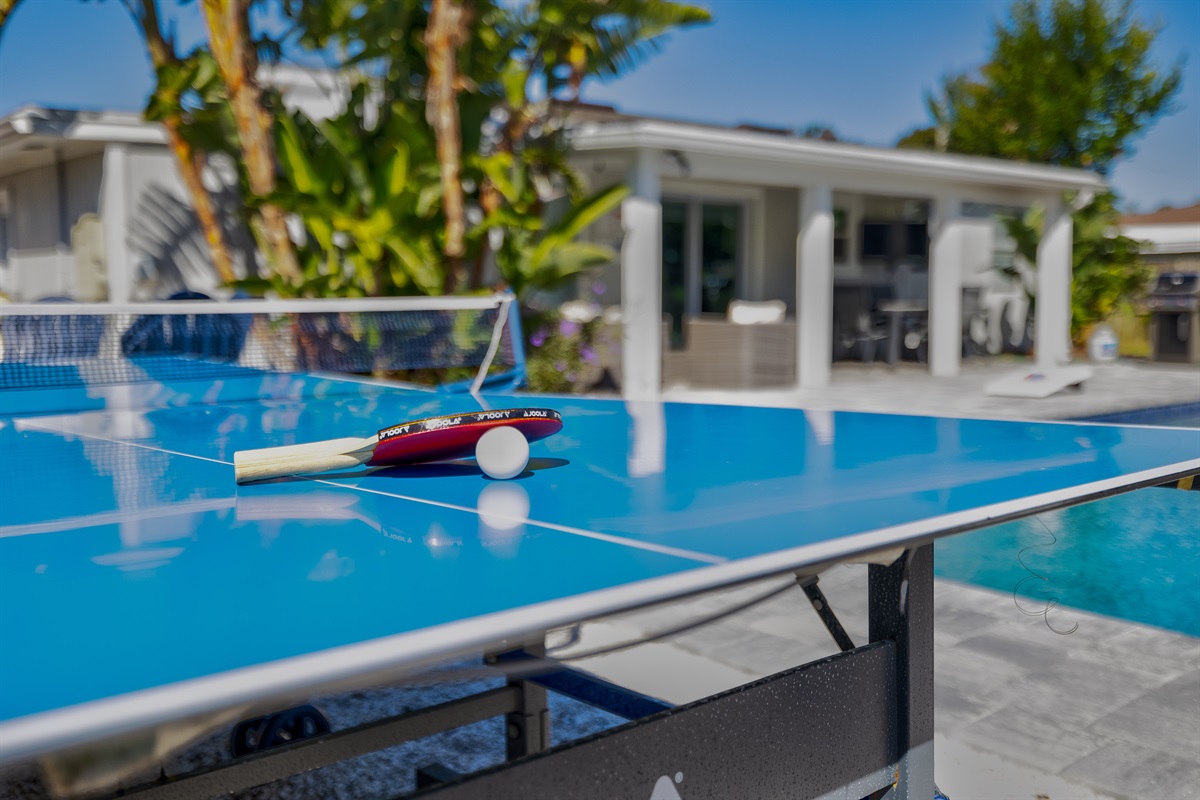 Ping pong poolside