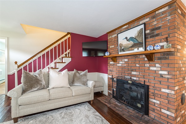 Comfortable living room with plenty of space to relax.