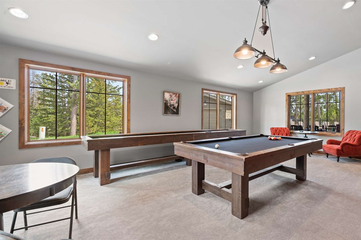 The PHP clubhouse game room features both pool and shuffleboard tables—great for rainy day fun, evening entertainment, or some friendly family competition.
