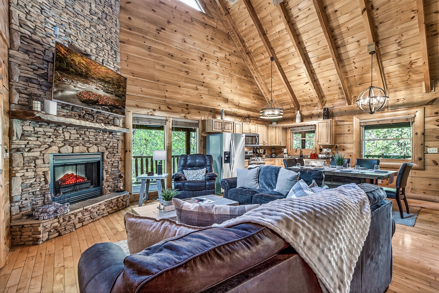 Welcome to Enchanted Getaway, your home away from home in the Smoky Mountains!