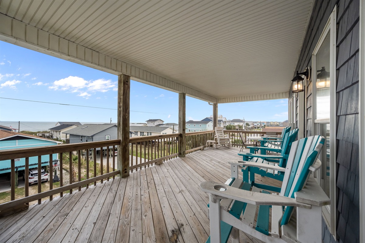 Surfin' Turtle awaits you!