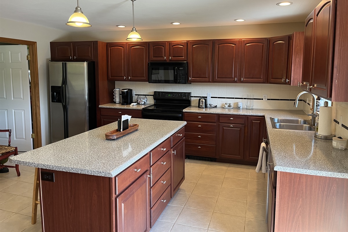 Large island for prep or a quick bite