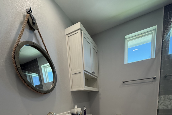 2nd Floor Bathroom