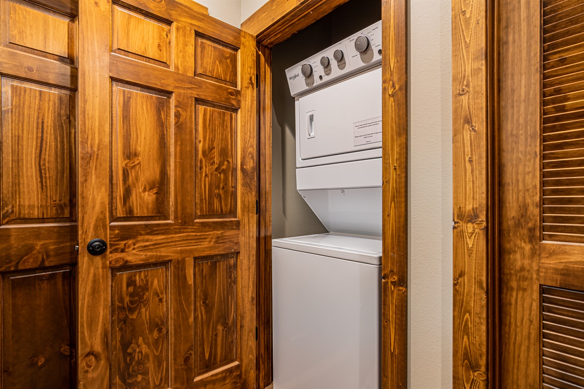 Washer and dryer on the upper level.