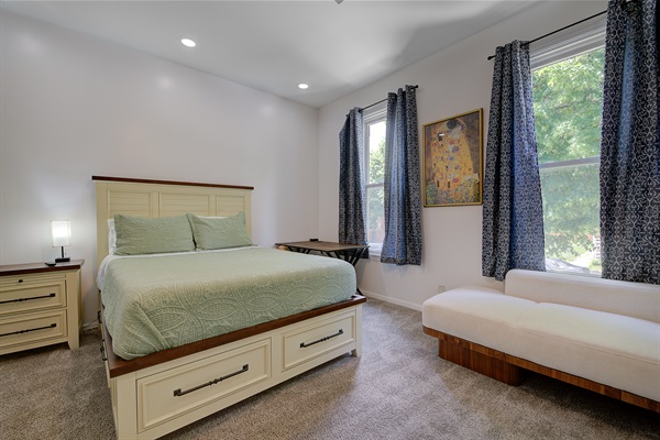 bed #1, queen bed and single daybed