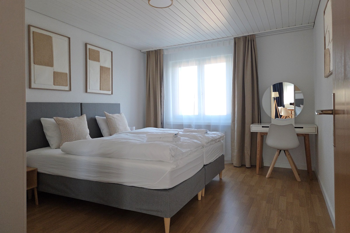 Bedroom 2 with 2 Twin beds (90x200 each)