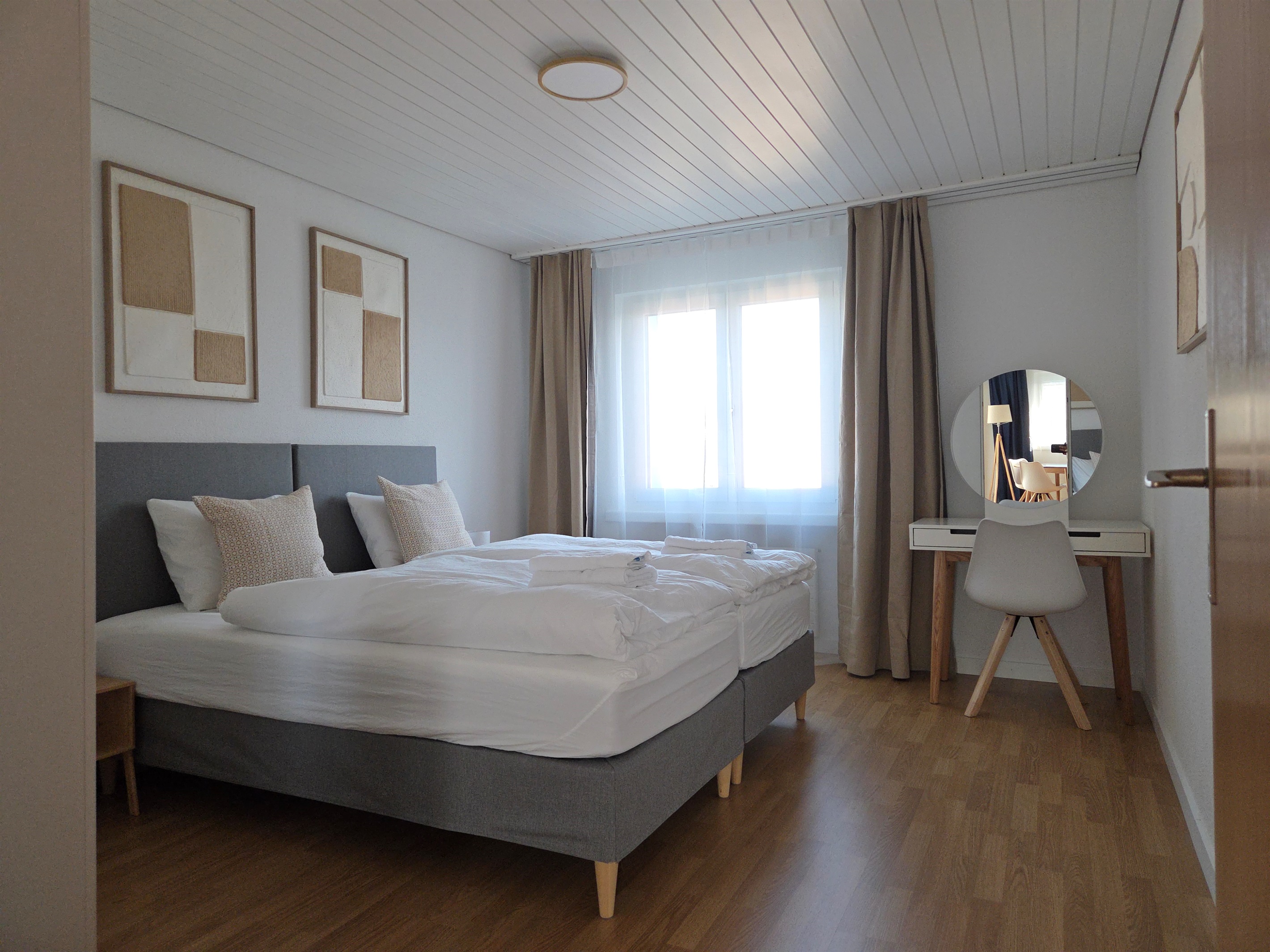 Bedroom 2 with 2 Twin beds (90x200 each)