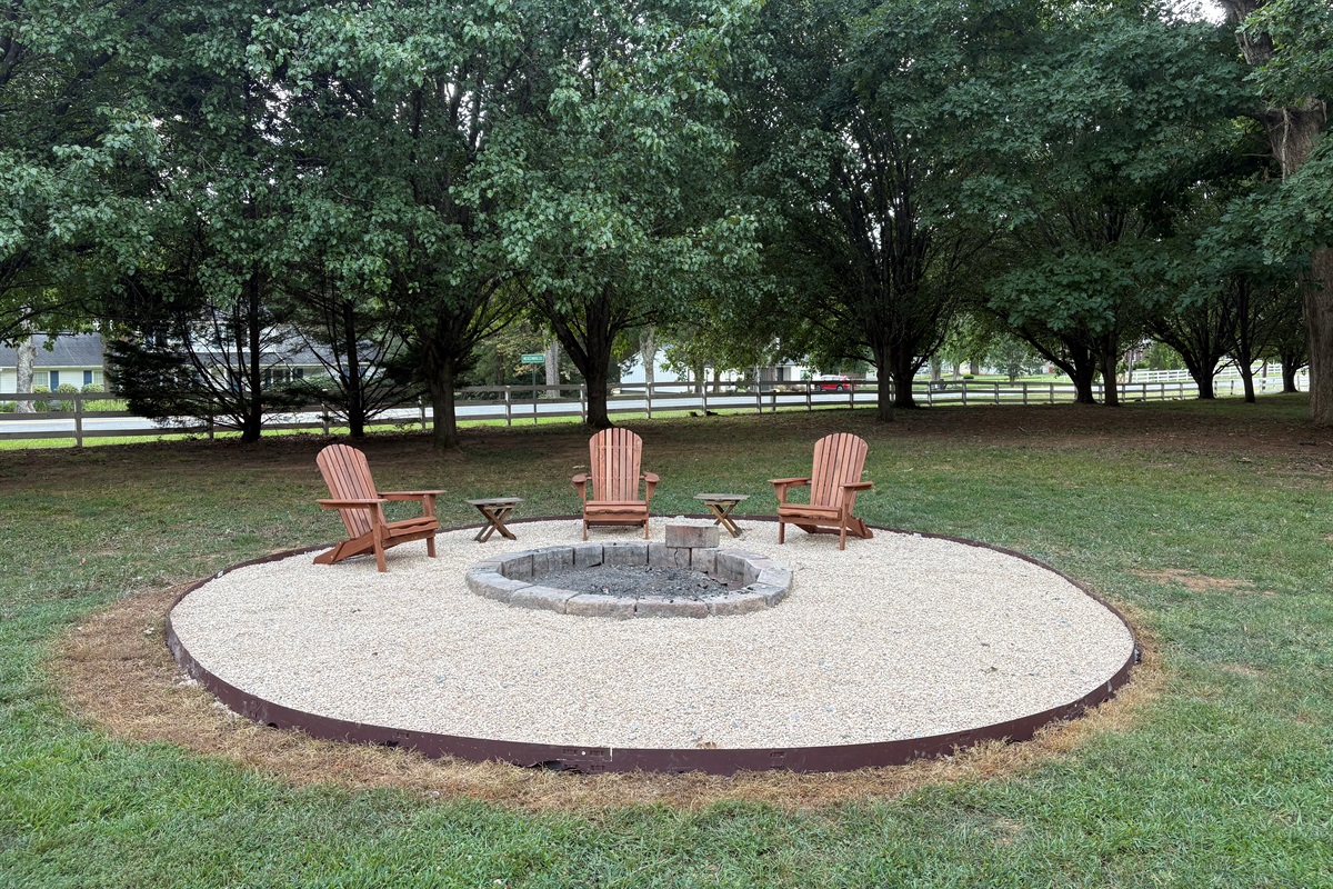Warm & Inviting Fire Pit