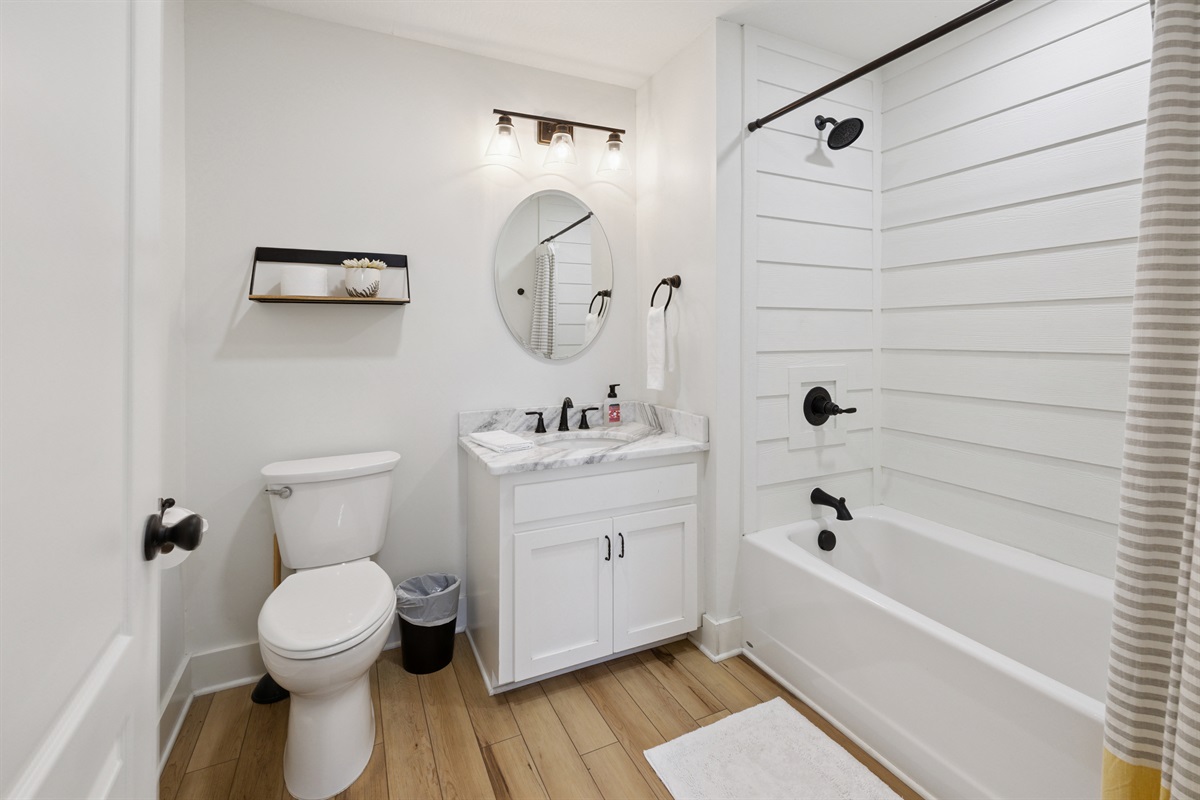 Bathroom located in Mater Bedroom