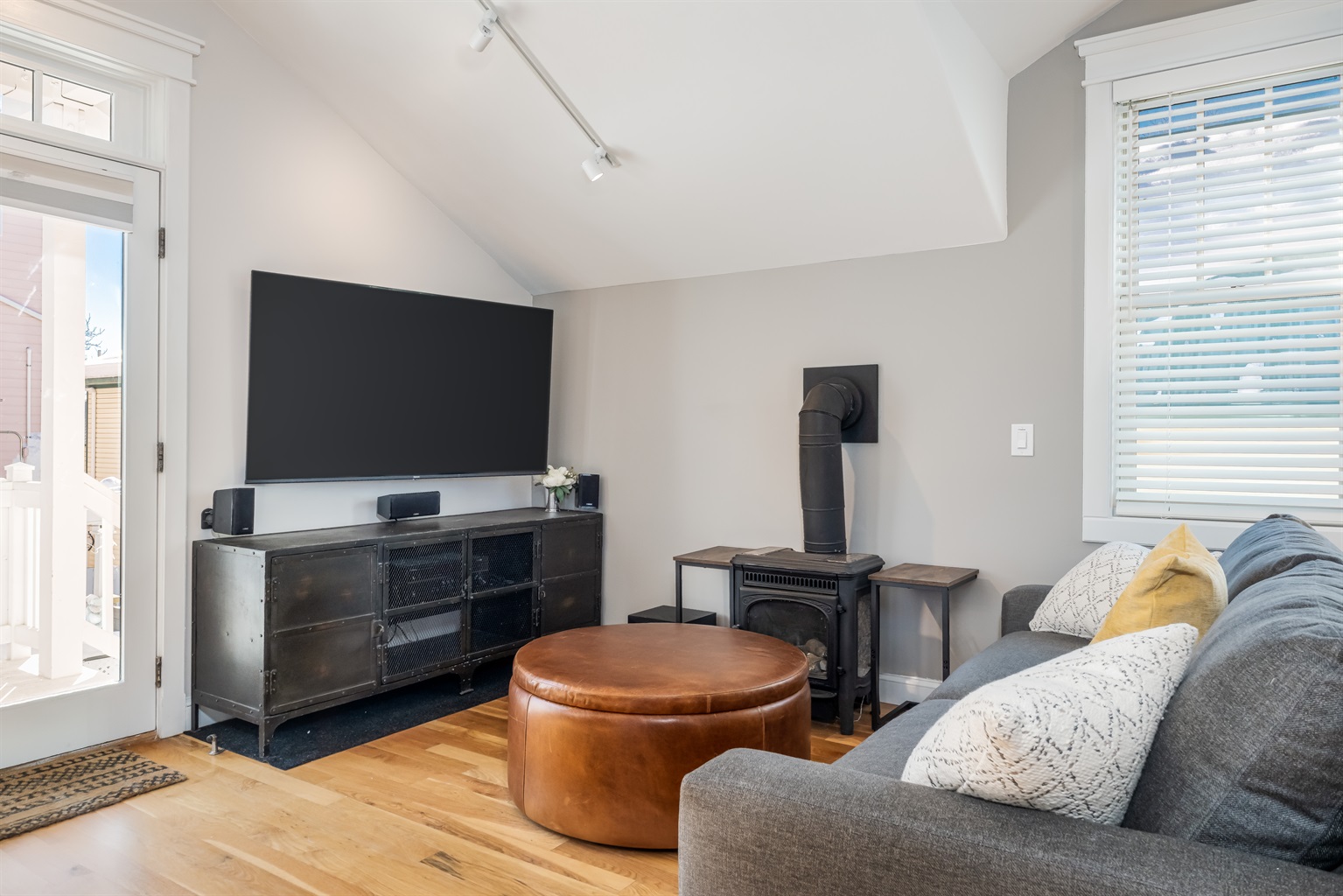 Large SmartTV & Decorative Wood Stove