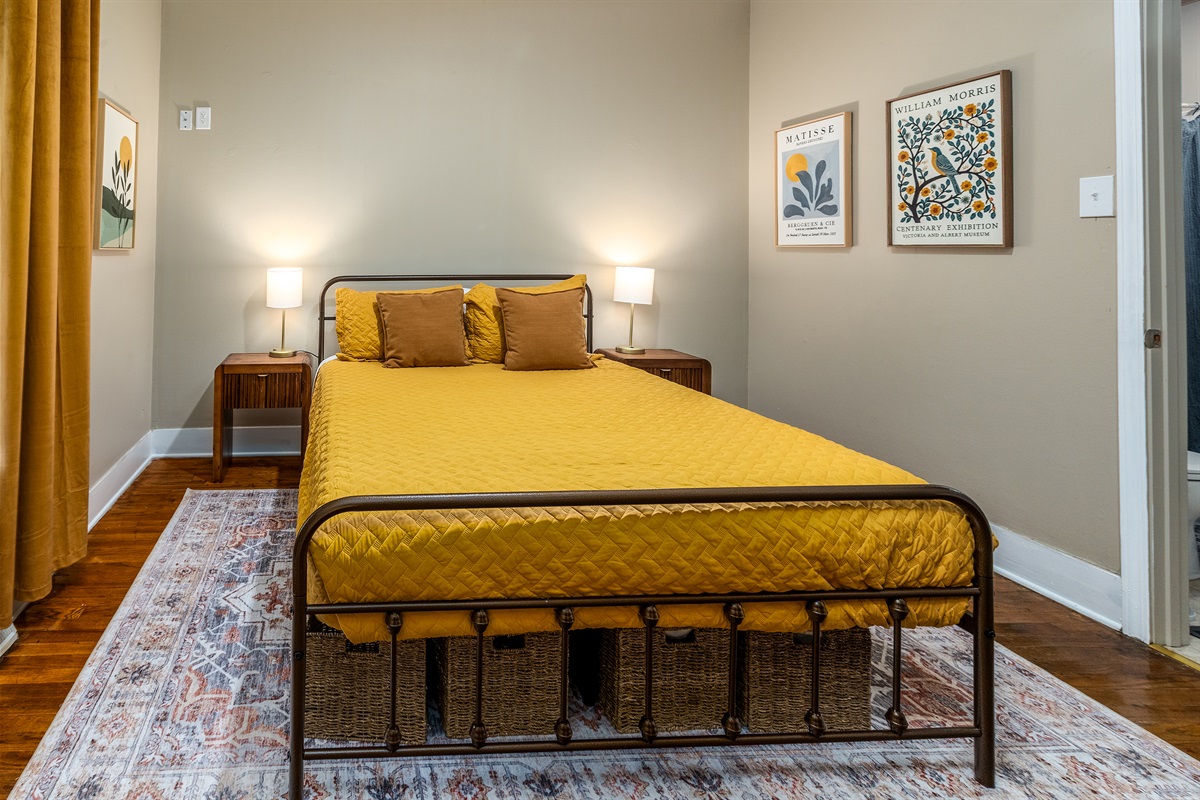 Queen Bed