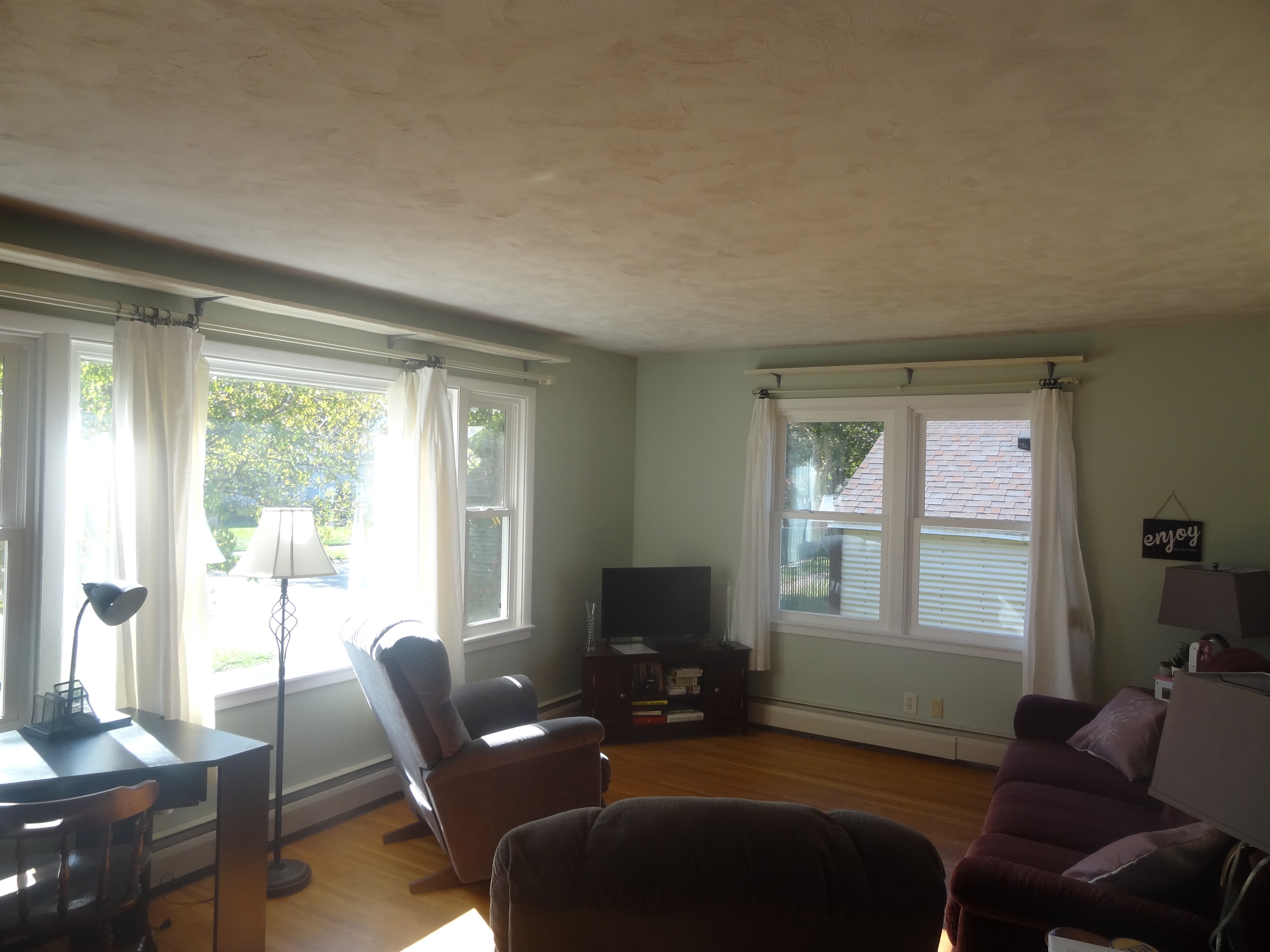 Full size couch, 2 recliners, Roku smart TV, laptop work space