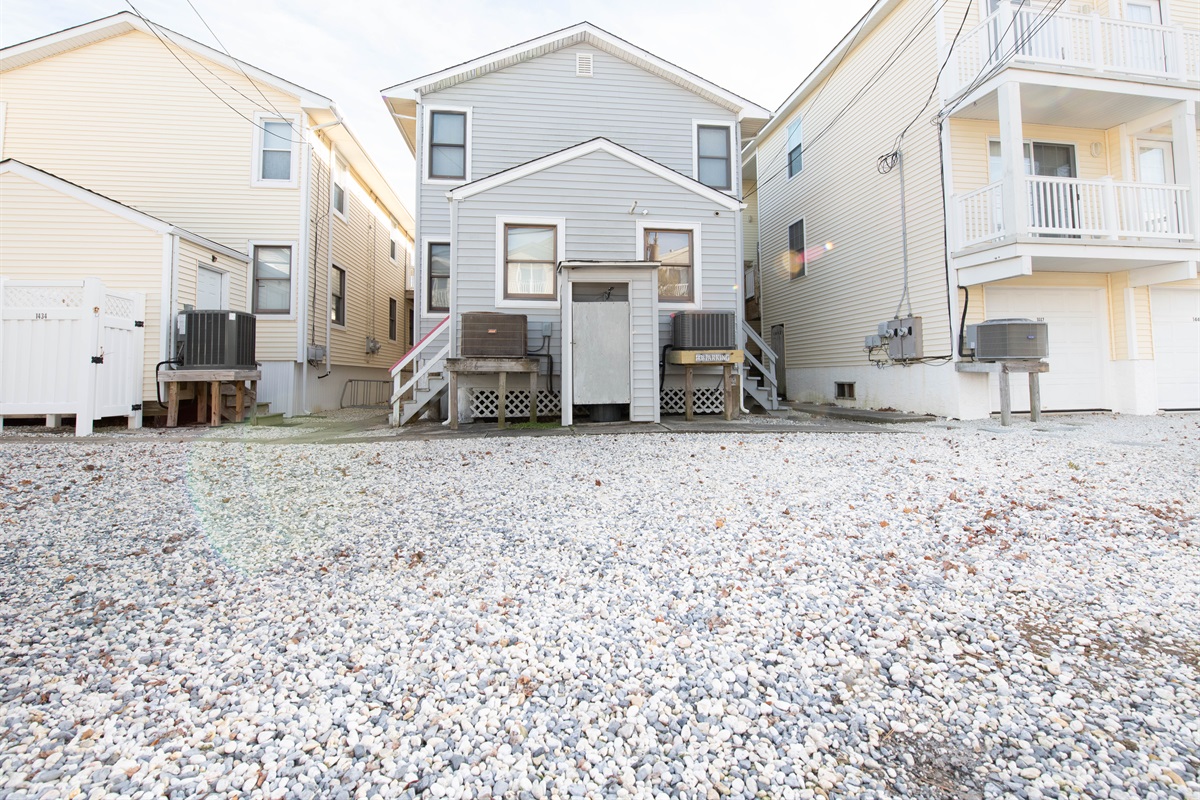 rear parking and exterior enclosed shower