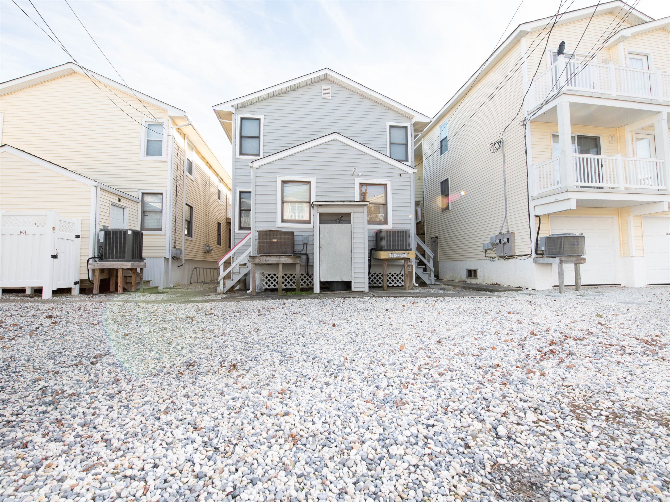 rear parking and exterior enclosed shower