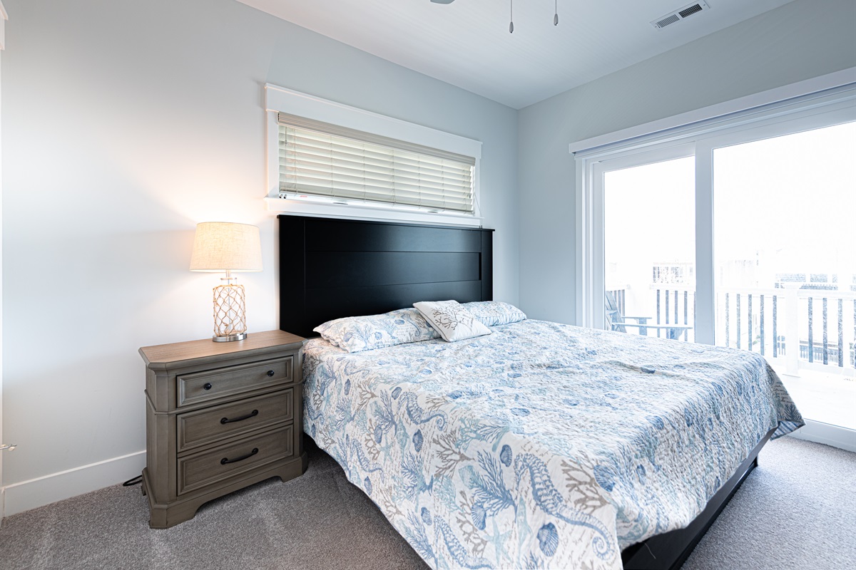 BR 2 - King ensuite