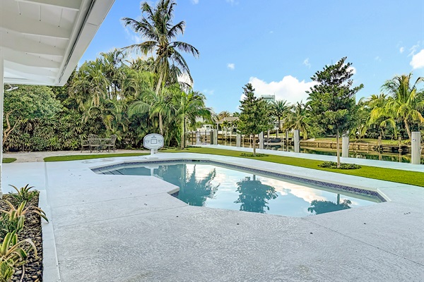 Great locations for pool basketball, a pool volleyball net, and corn hole