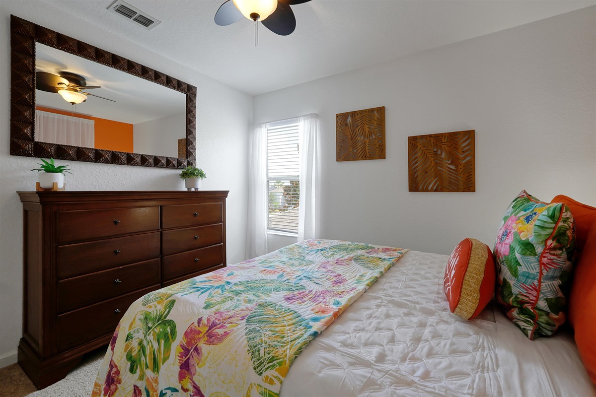 Upstairs Queen Bedroom