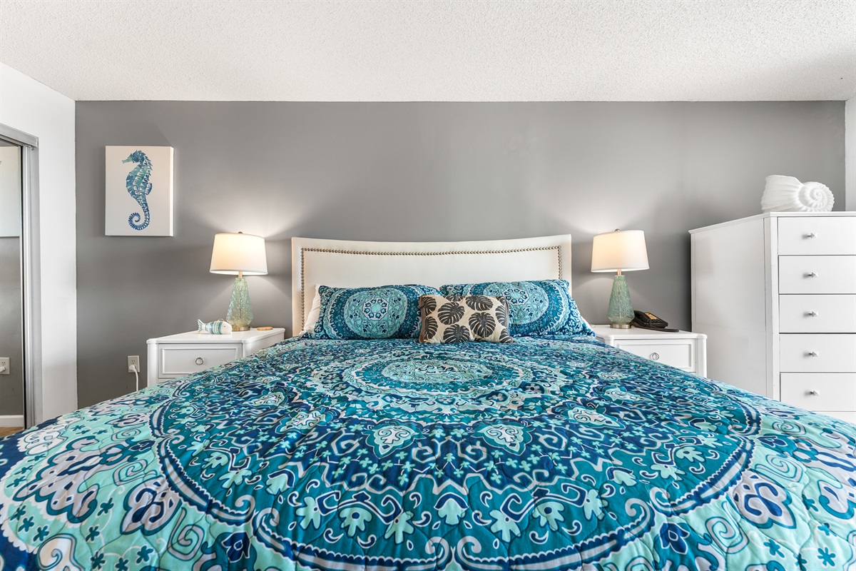 Spacious Main Bedroom with king bed, en suite and balcony
