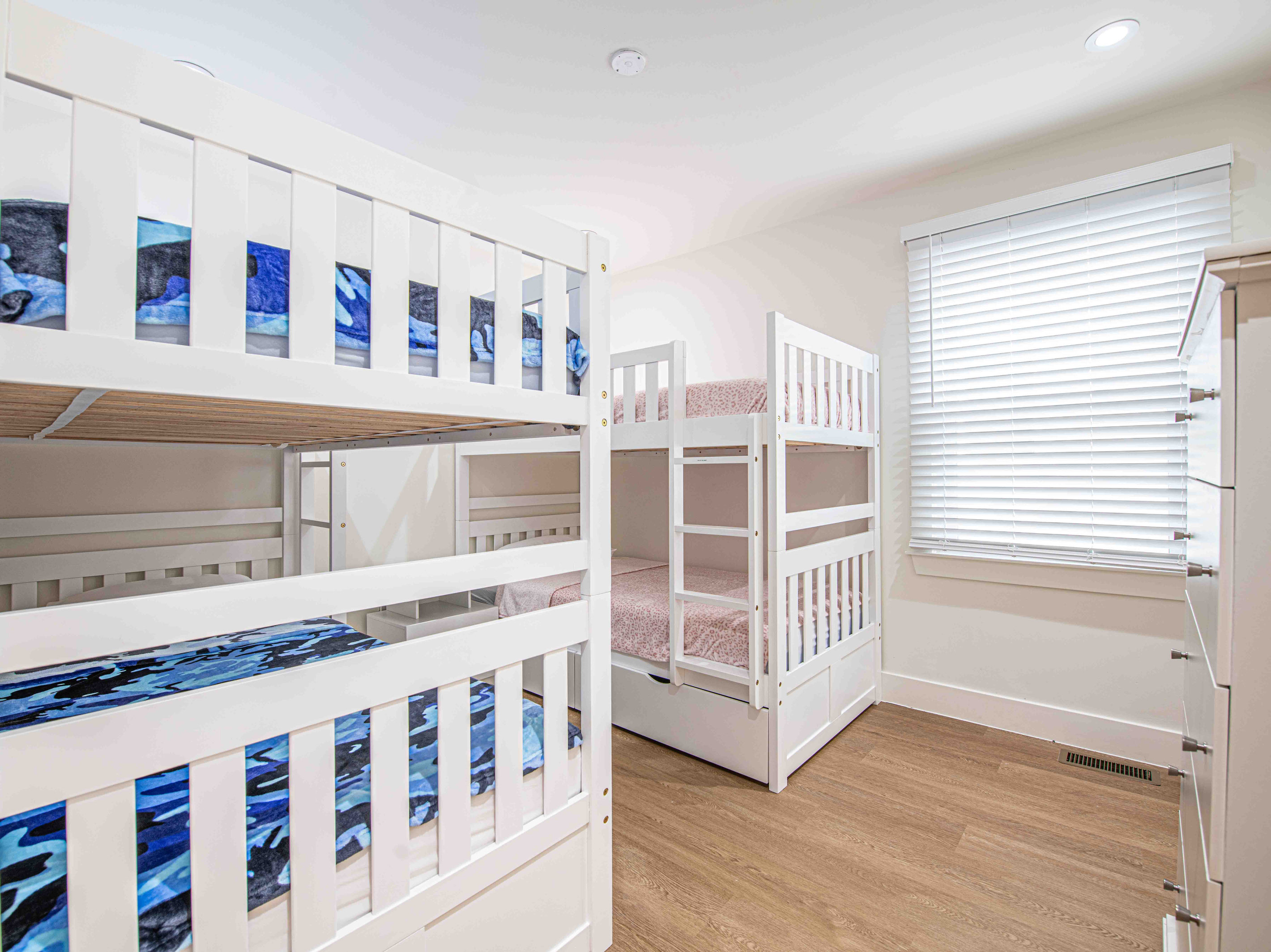 Bunk Room - Alternate View