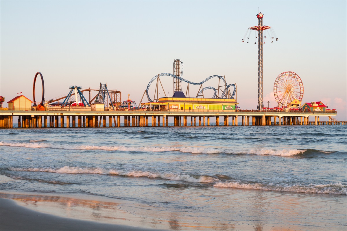 Pleasure pier beach view