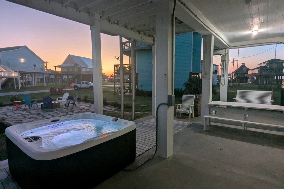 ef22286ad558411ab7e8e77d845d9984 Large | Beachhouse | Texas | TX | Vacation Homes | Galveston | Crystal Beach | Kokomo | Breezy Days | Beachfront Elegance | Sunrise Serenity | Southern Sands Property Management, LLC