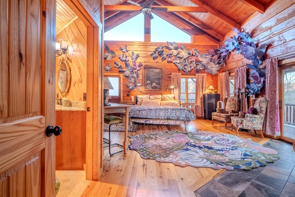 Butterfly room (the largest of the rooms)