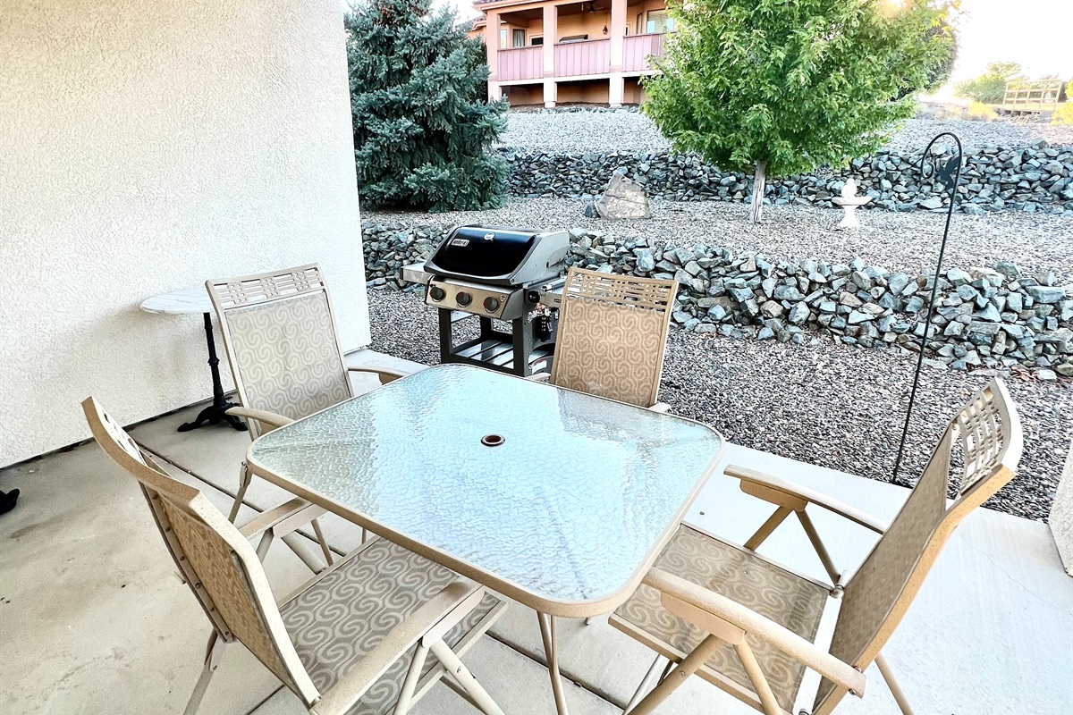 Enjoy Prescott's beautiful weather year-round! The spacious covered patio is the perfect spot for morning coffee, family barbecues on the Weber grill, or relaxing evenings with your group.