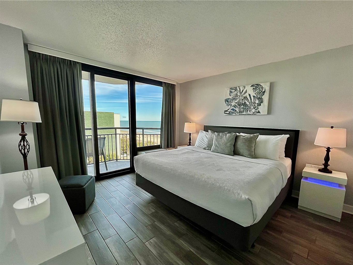 Fall into a seaview slumber with a bed thoughtfully placed near the balcony, allowing you to enjoy the mesmerizing views before drifting off to sleep