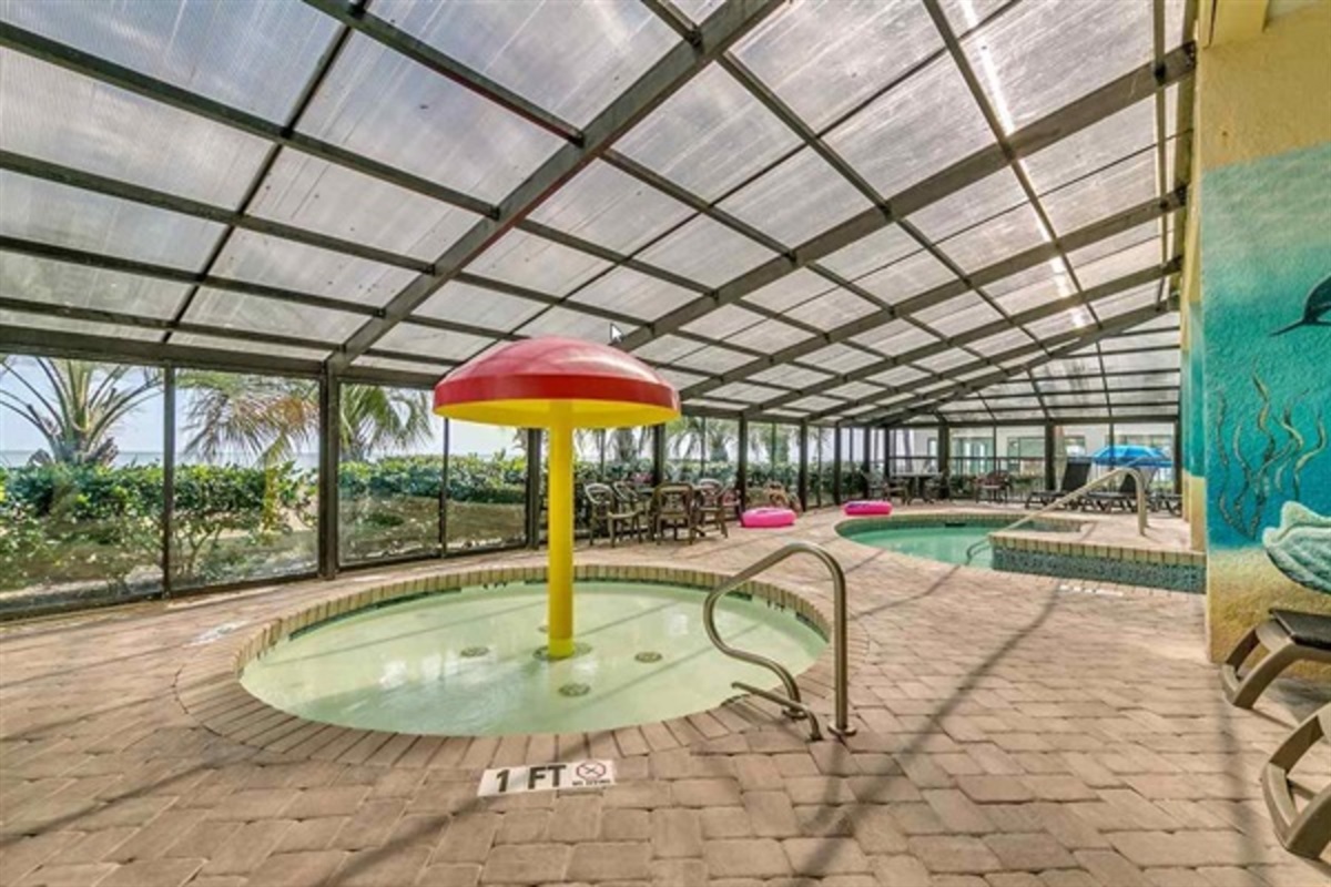 Compass Cove Beautiful Common Areas!