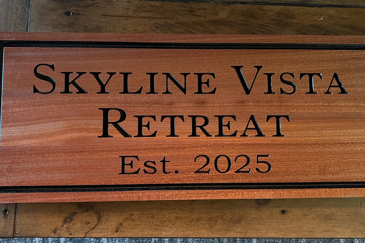 Welcome to Skyline Vista Retreat, a serene escape established in 2025 where comfort, nature, and mountain views come together for an unforgettable stay.