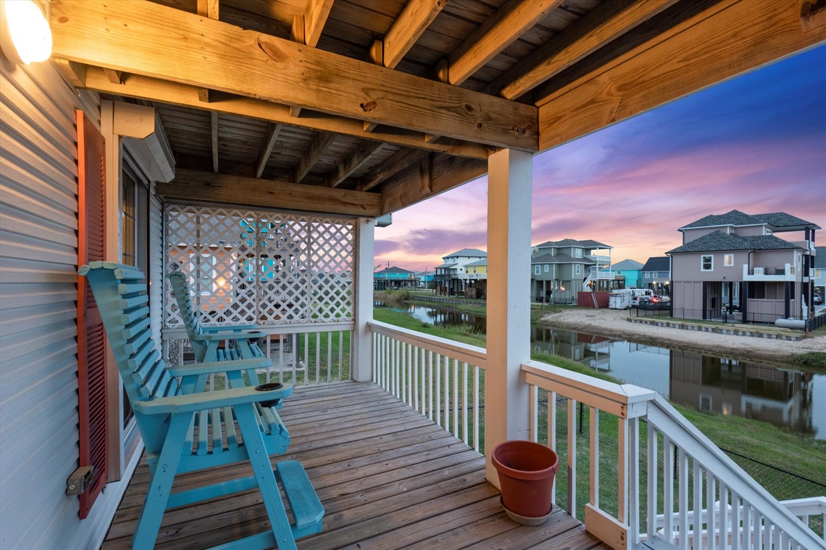 ef715119b16048a98dab29d66b919d08 Large | Beachhouse | Texas | TX | Vacation Homes | Galveston | Crystal Beach | Kokomo | Breezy Days | Beachfront Elegance | Sunrise Serenity | Southern Sands Property Management, LLC